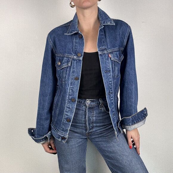 Vintage 80s Levi's Jean Jacket, Denim Trucker Made in USA - Picture 11 of 13